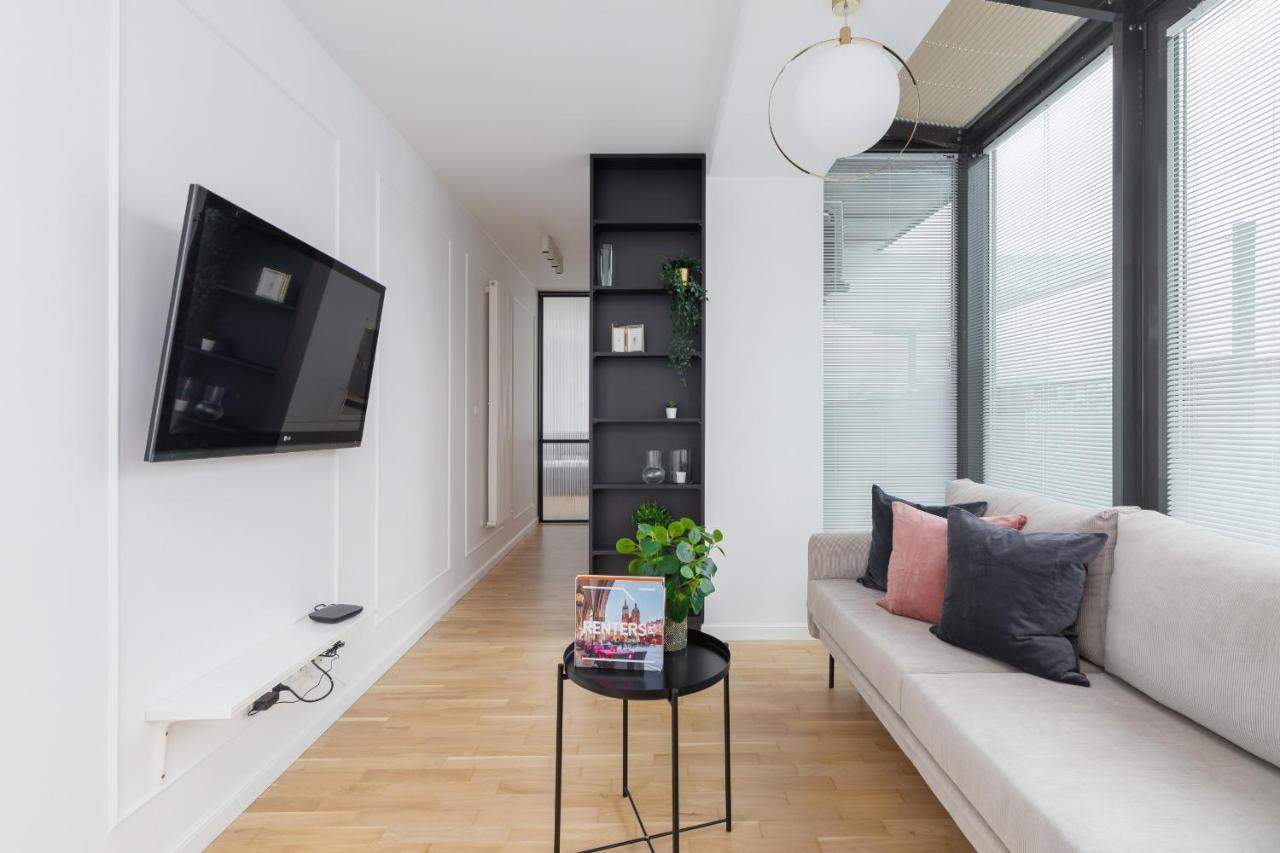 Politechnika Krakowska Apartment By Renters Prestige Bagian luar foto