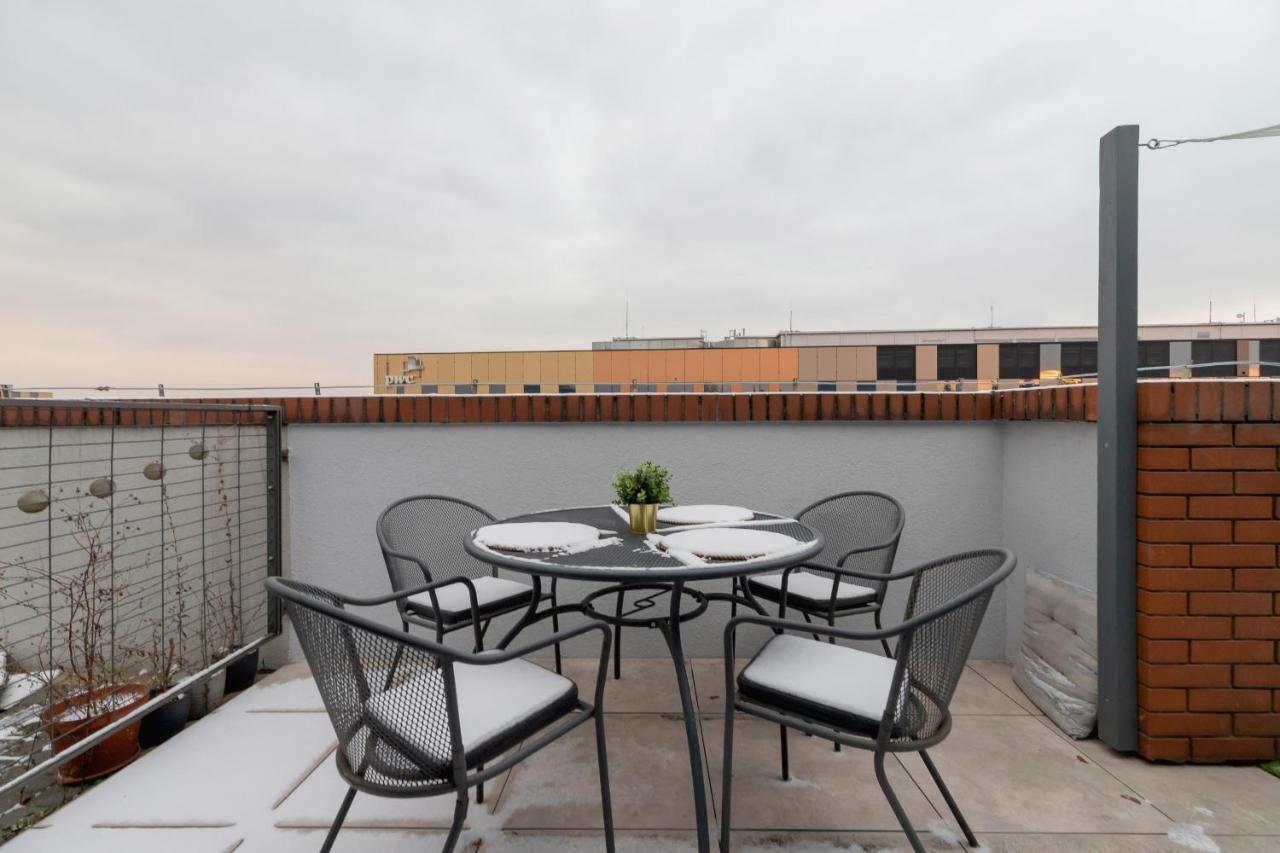 Politechnika Krakowska Apartment By Renters Prestige Bagian luar foto